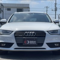 アウディ A4アバント2.0TFSIクワトロ 4WD ワンオーナー  電動革シート Bカメラ ETCのサムネイル