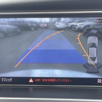 アウディ A4 2.0TFSI 禁煙車 ヒーター付P革シート  Bカメラ ETCのサムネイル